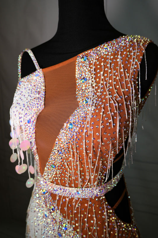 Latin Costume Lat254