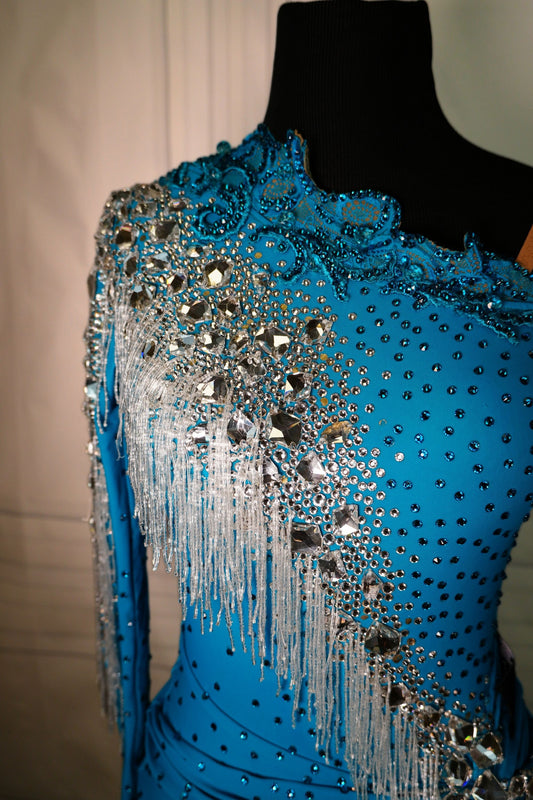 Latin Costume Lat242