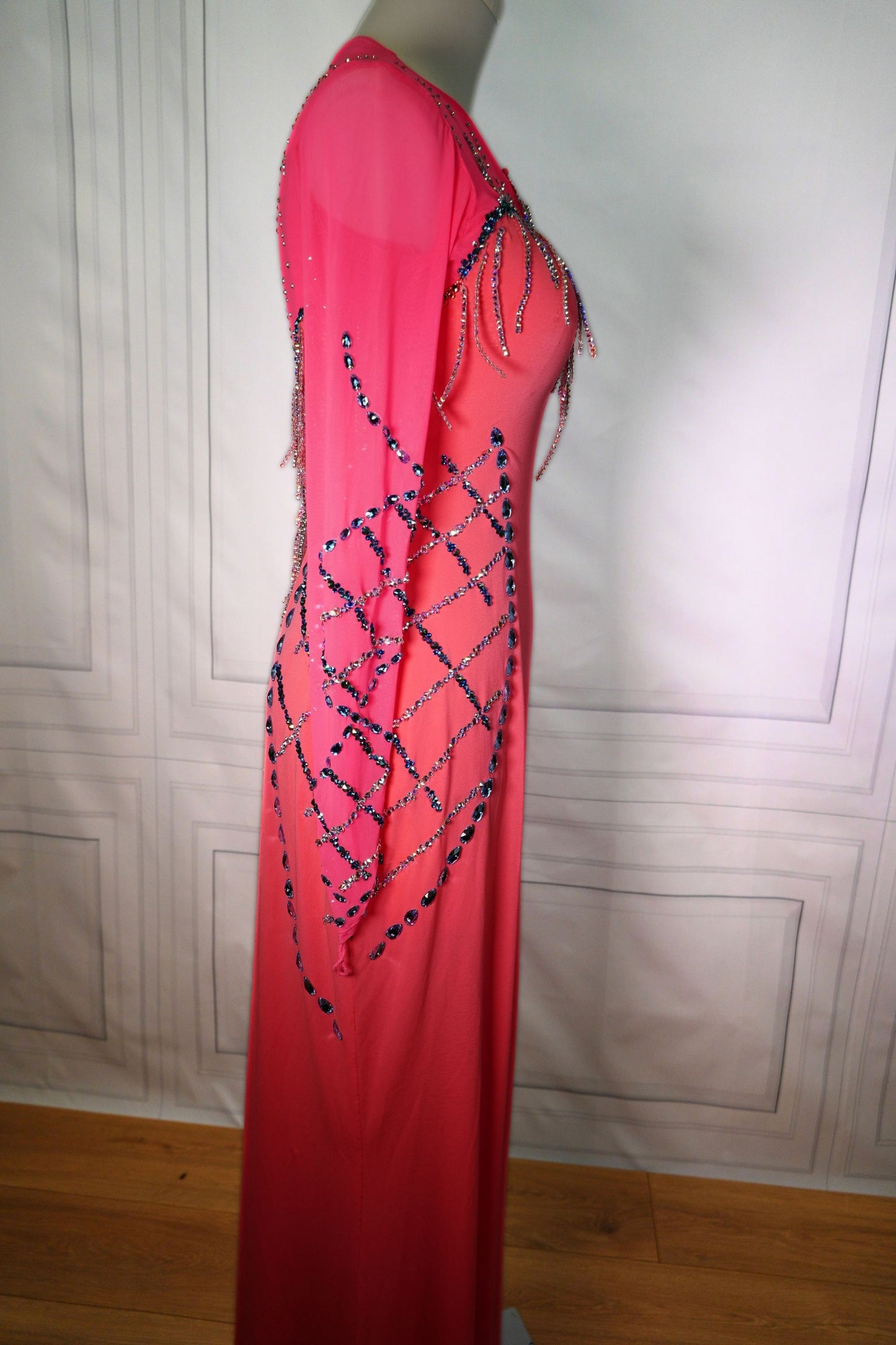 Latin Costume Lat237