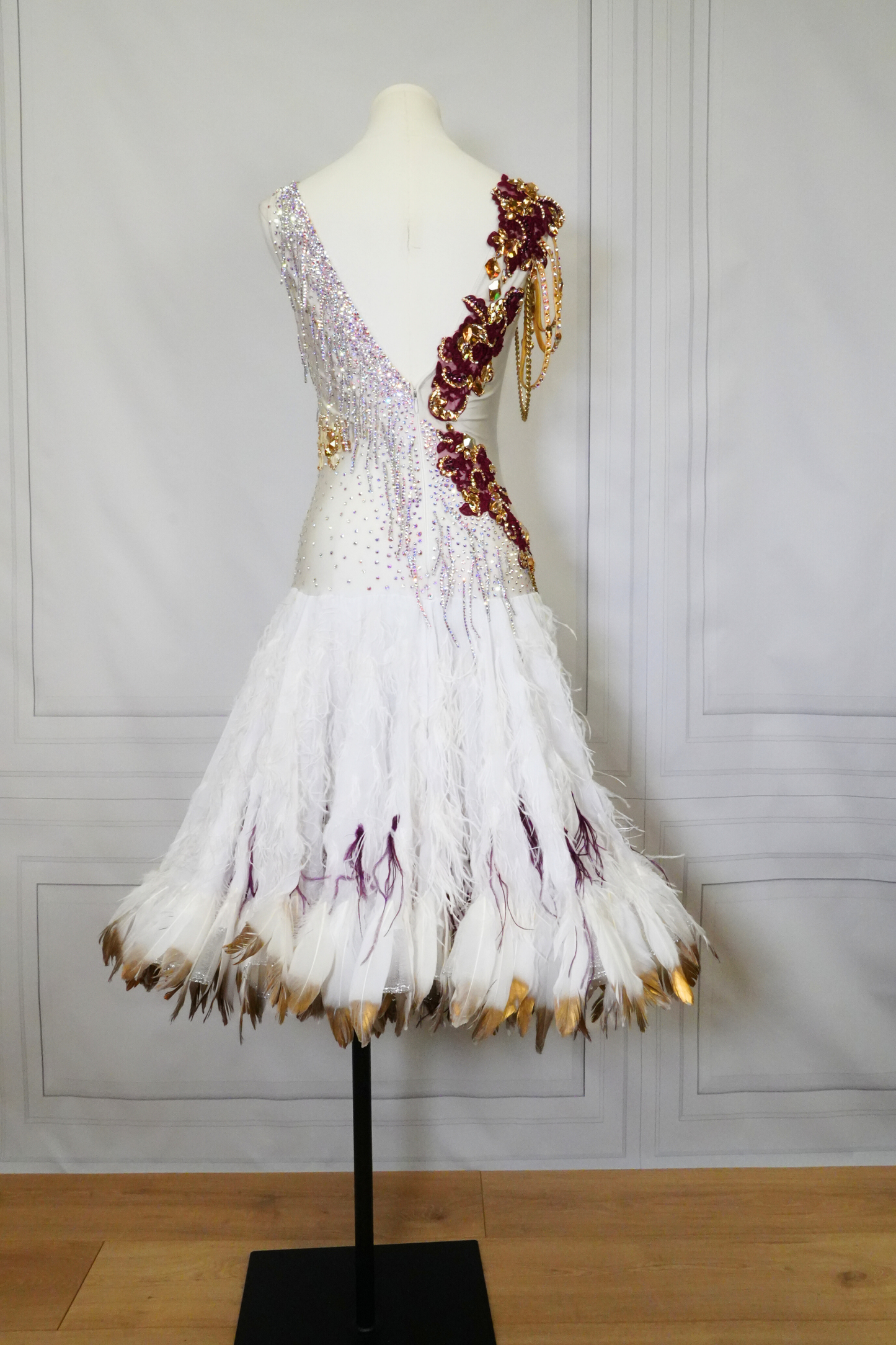 Latin Costume Lat094