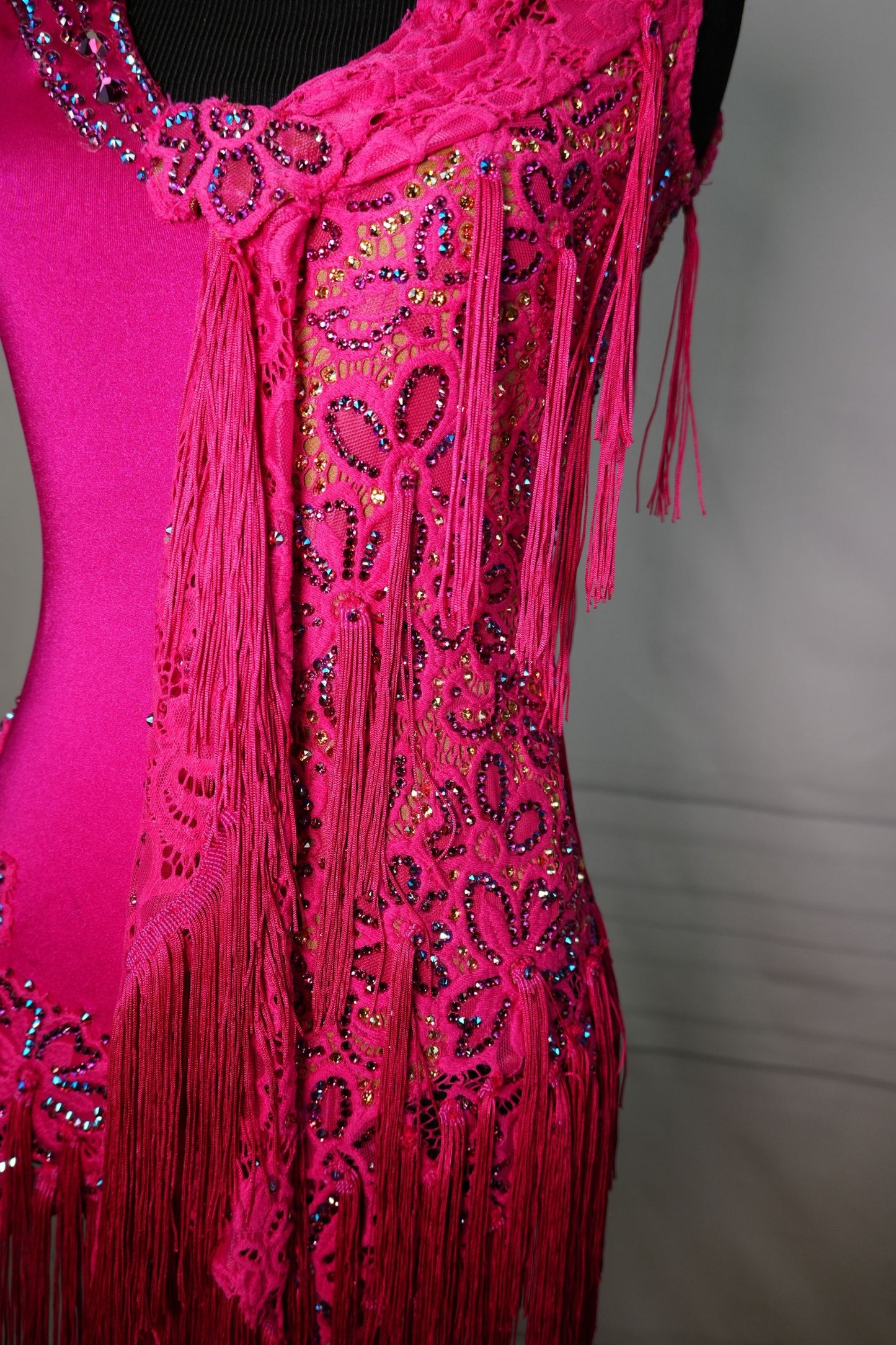 Latin Costume Lat249