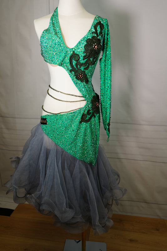 Latin Costume Lat239