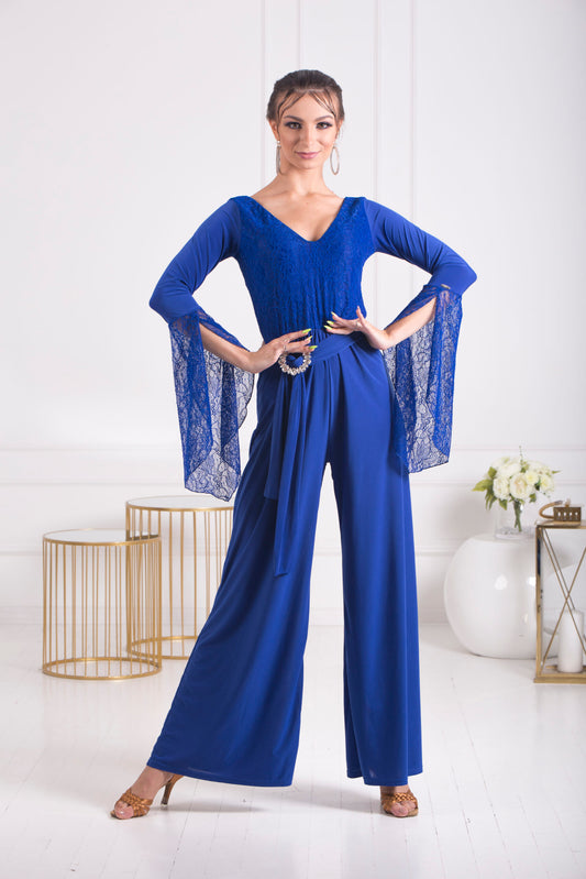 Blue jumpsuit with wide legs and lace sleeves for women