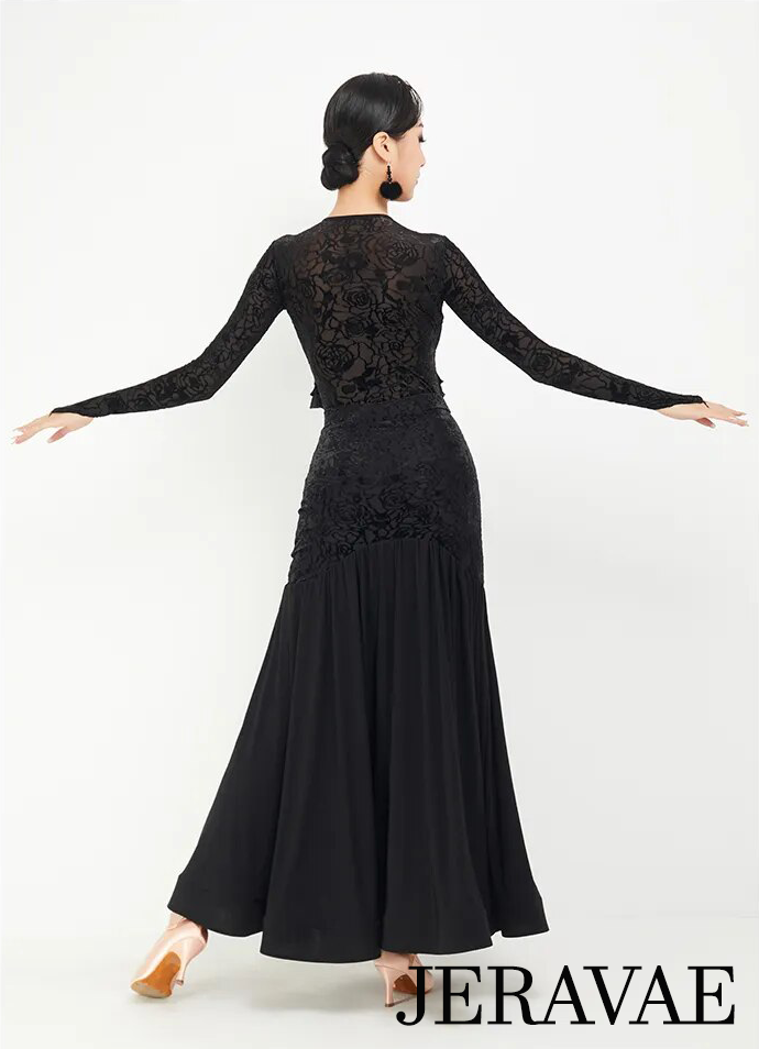 ballroom skirt with velvet design and wrapped horsehair hem