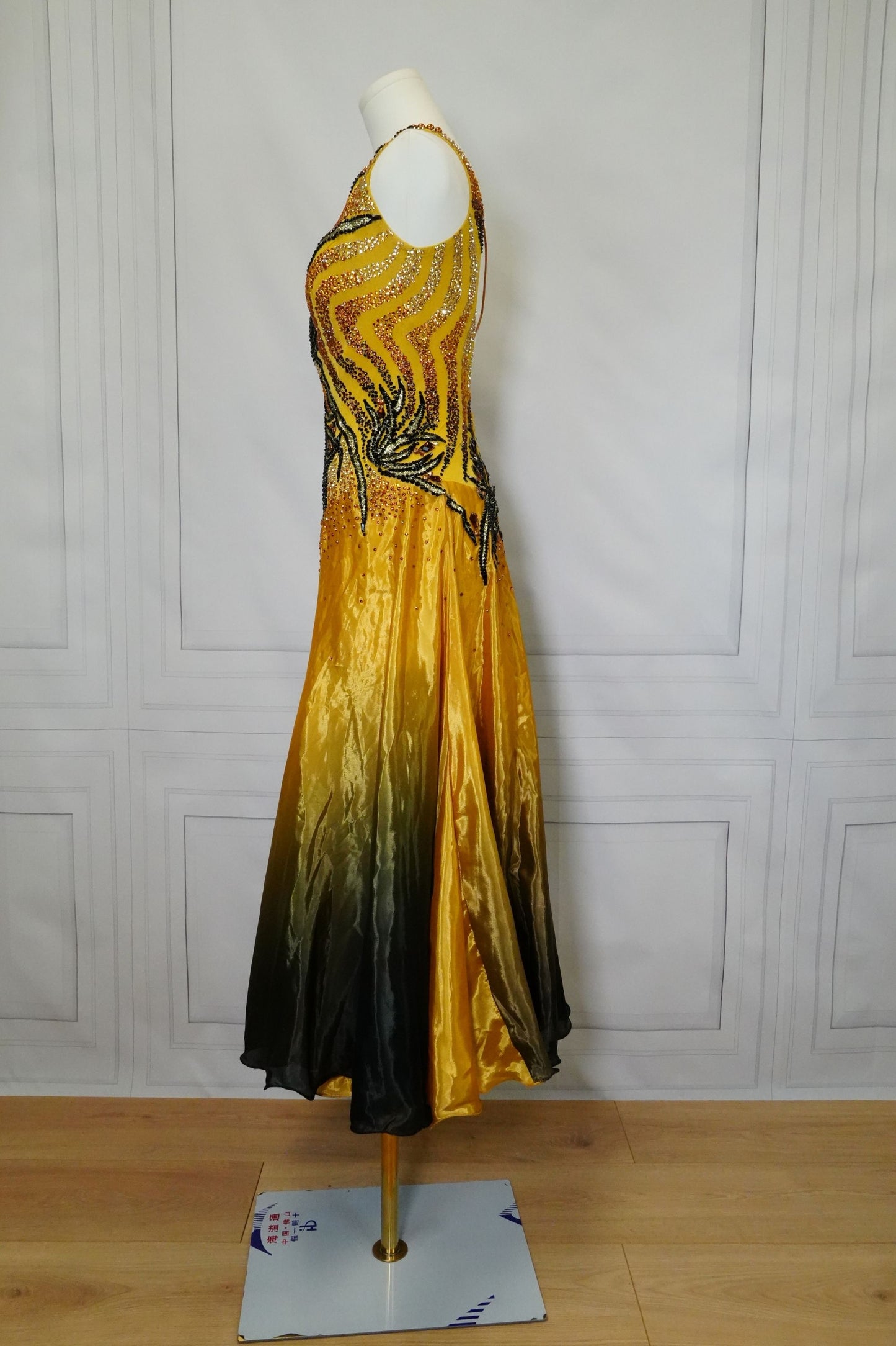 Smooth Ballroom Costume Smo153