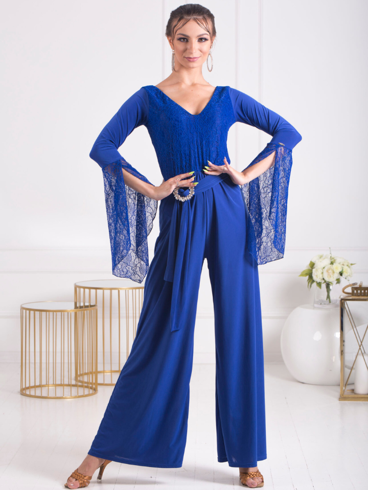 Jumpsuit with Wide Legs, Lace Sleeves, and Belt with Elegant Buckle