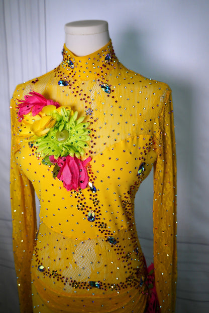 Latin Costume Lat238