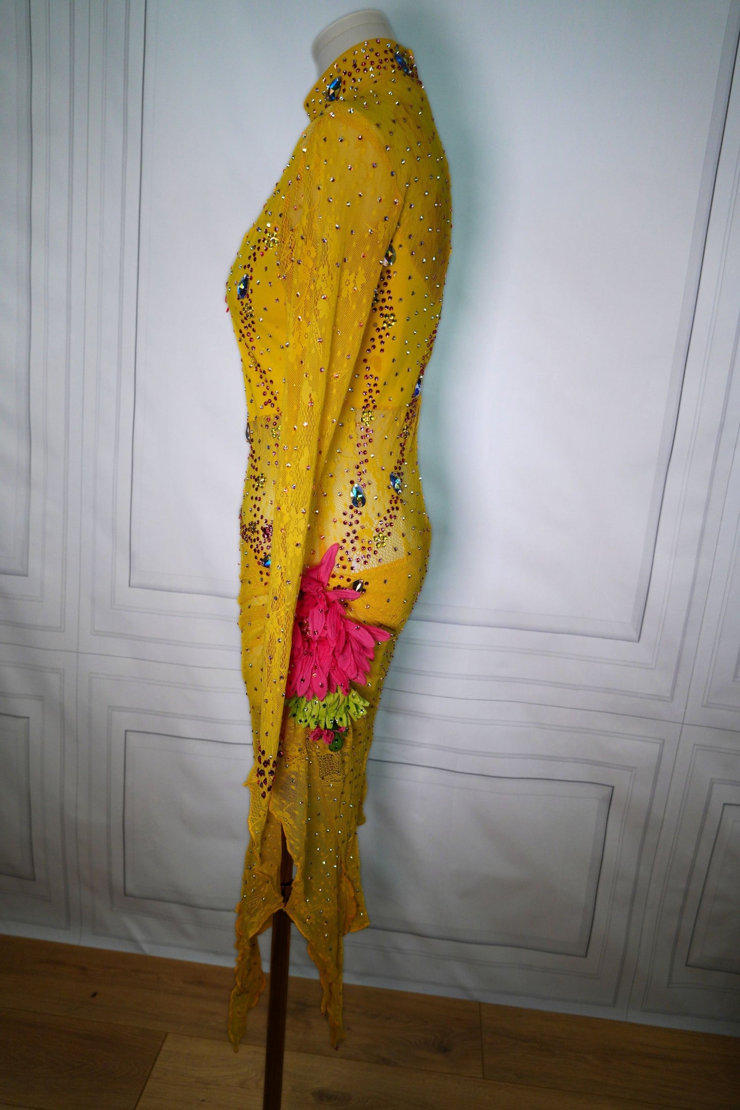 Latin Costume Lat238