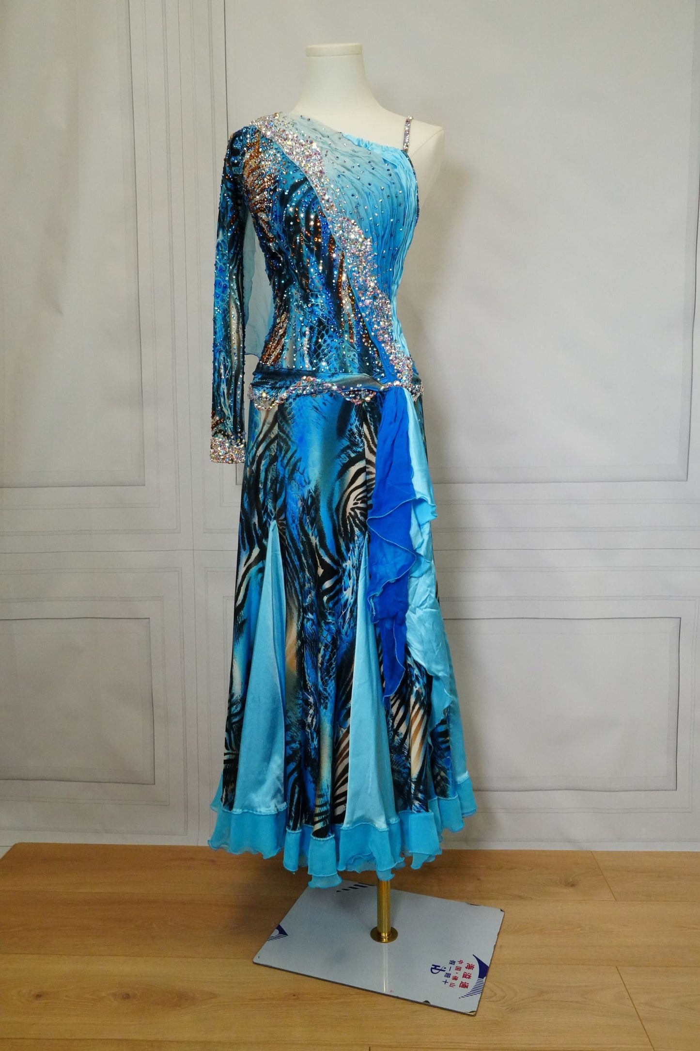 Smooth Ballroom Costume Smo149