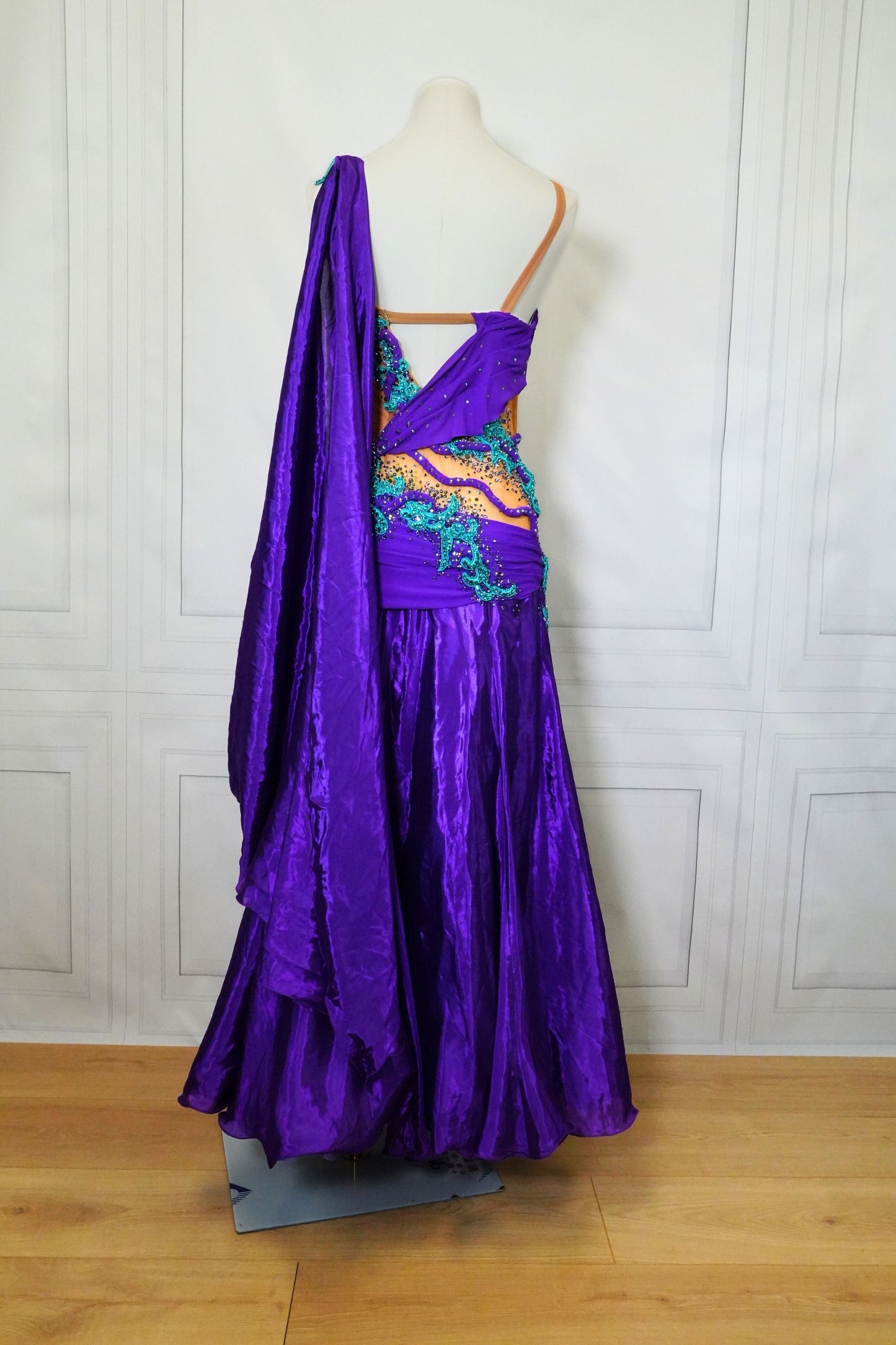 Smooth Ballroom Costume Smo151