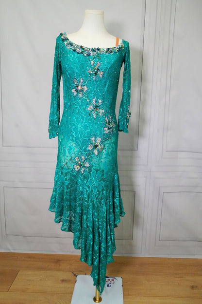 Latin Costume Lat401