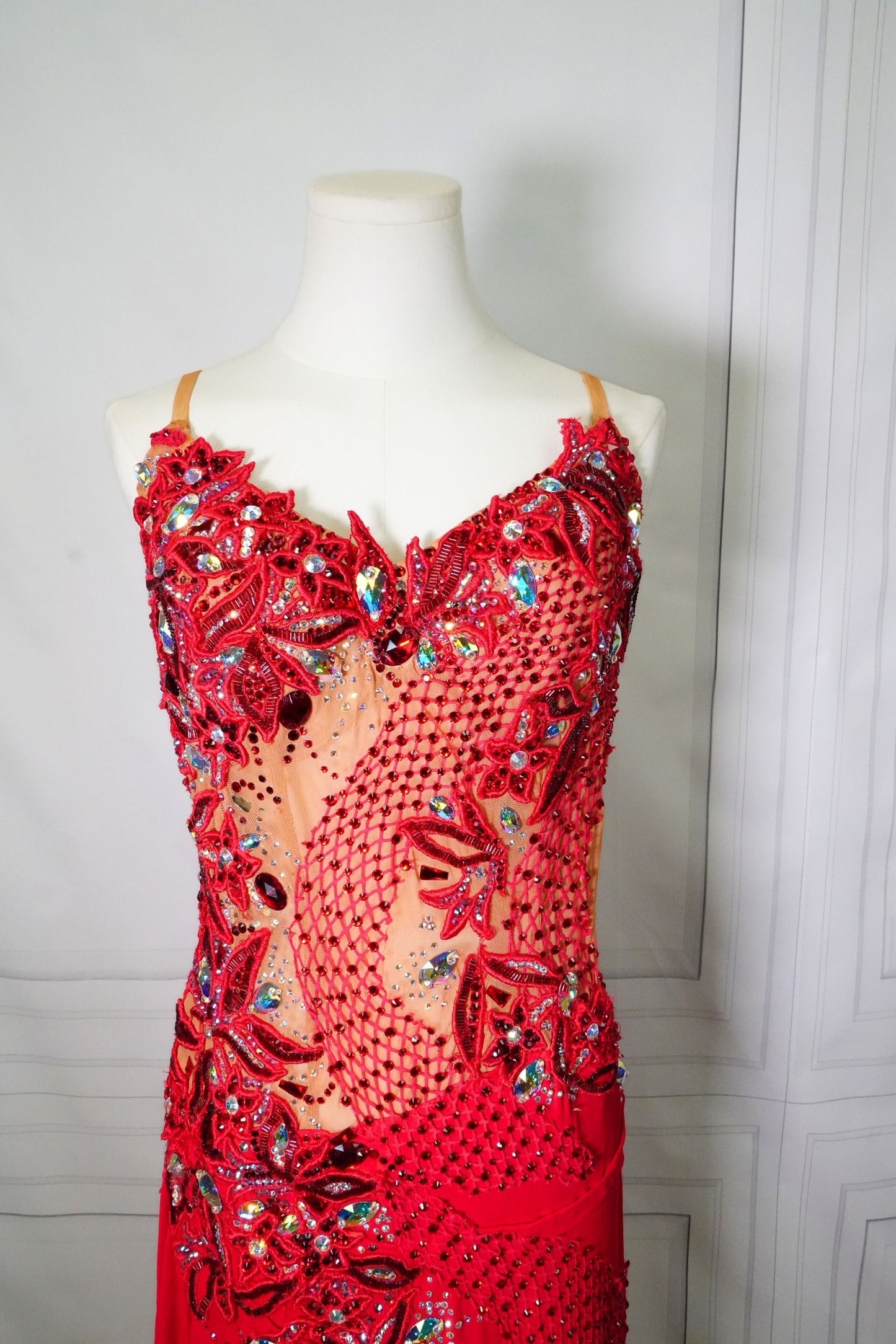 Latin Costume Lat406