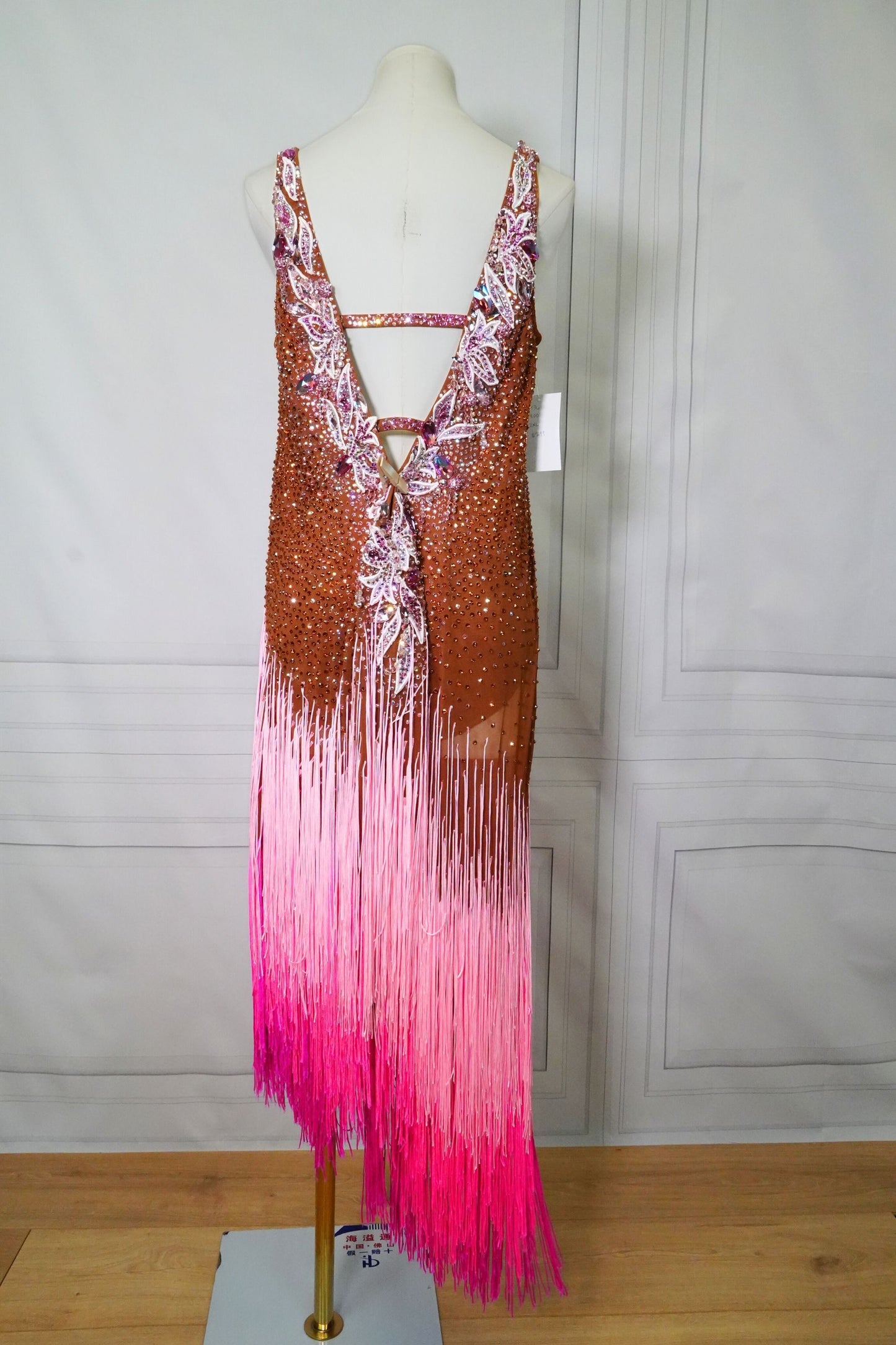 Resale Artistry in Motion Sleeveless Nude Latin Dress with Asymmetrical Pink Fringe Skirt and White Lace Appliqué Sz 2XL Lat236