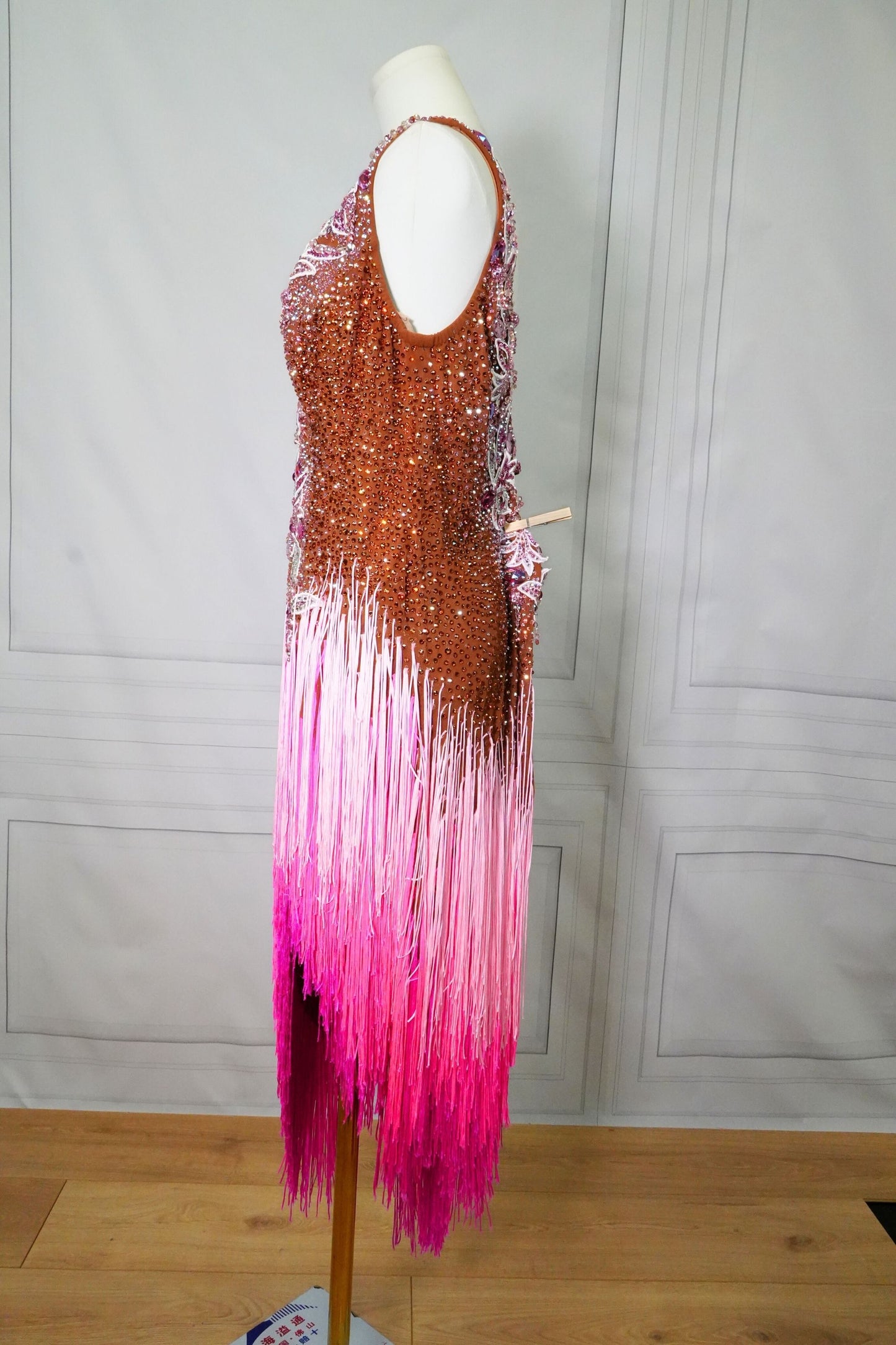 Resale Artistry in Motion Sleeveless Nude Latin Dress with Asymmetrical Pink Fringe Skirt and White Lace Appliqué Sz 2XL Lat236