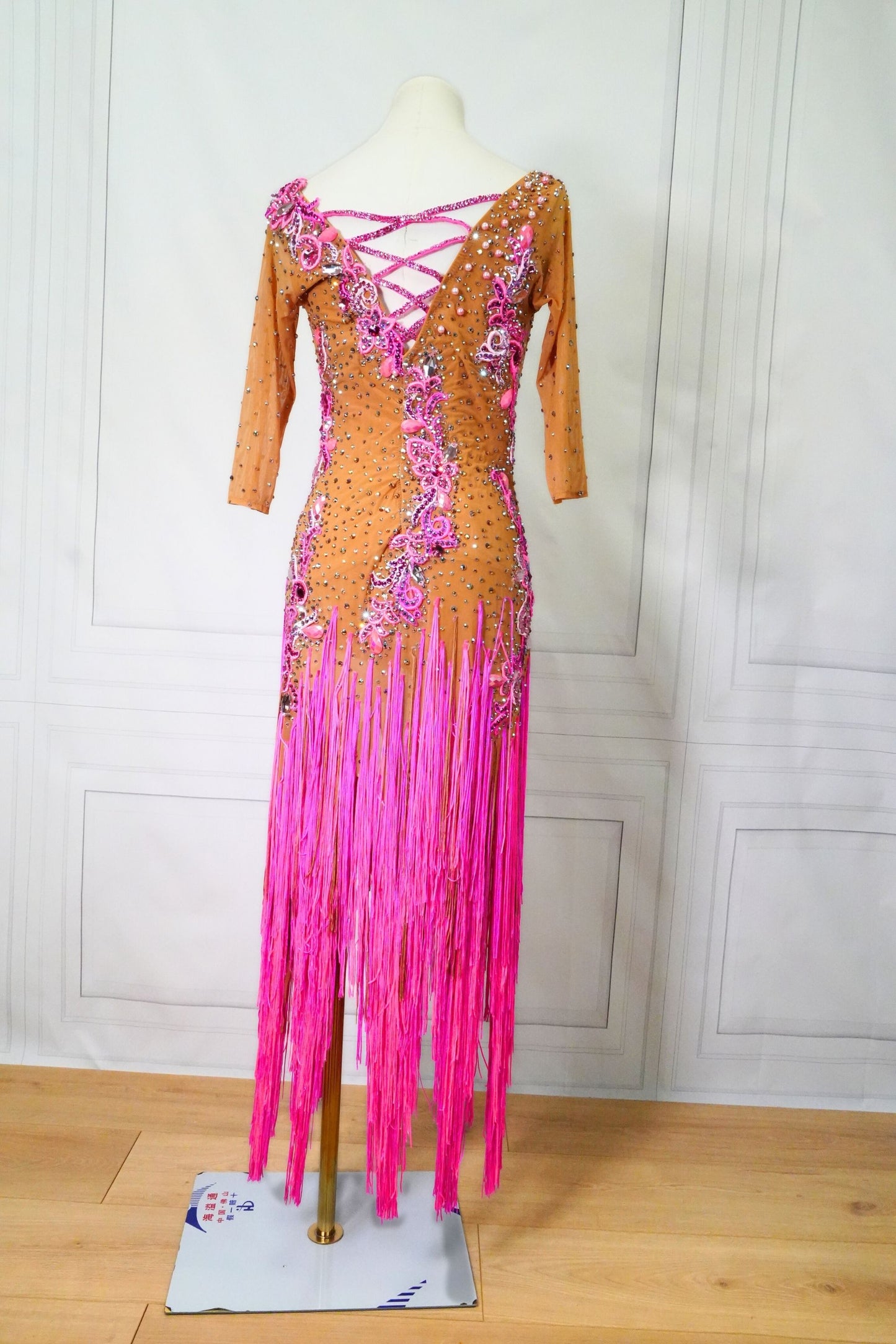 Latin Costume Lat233