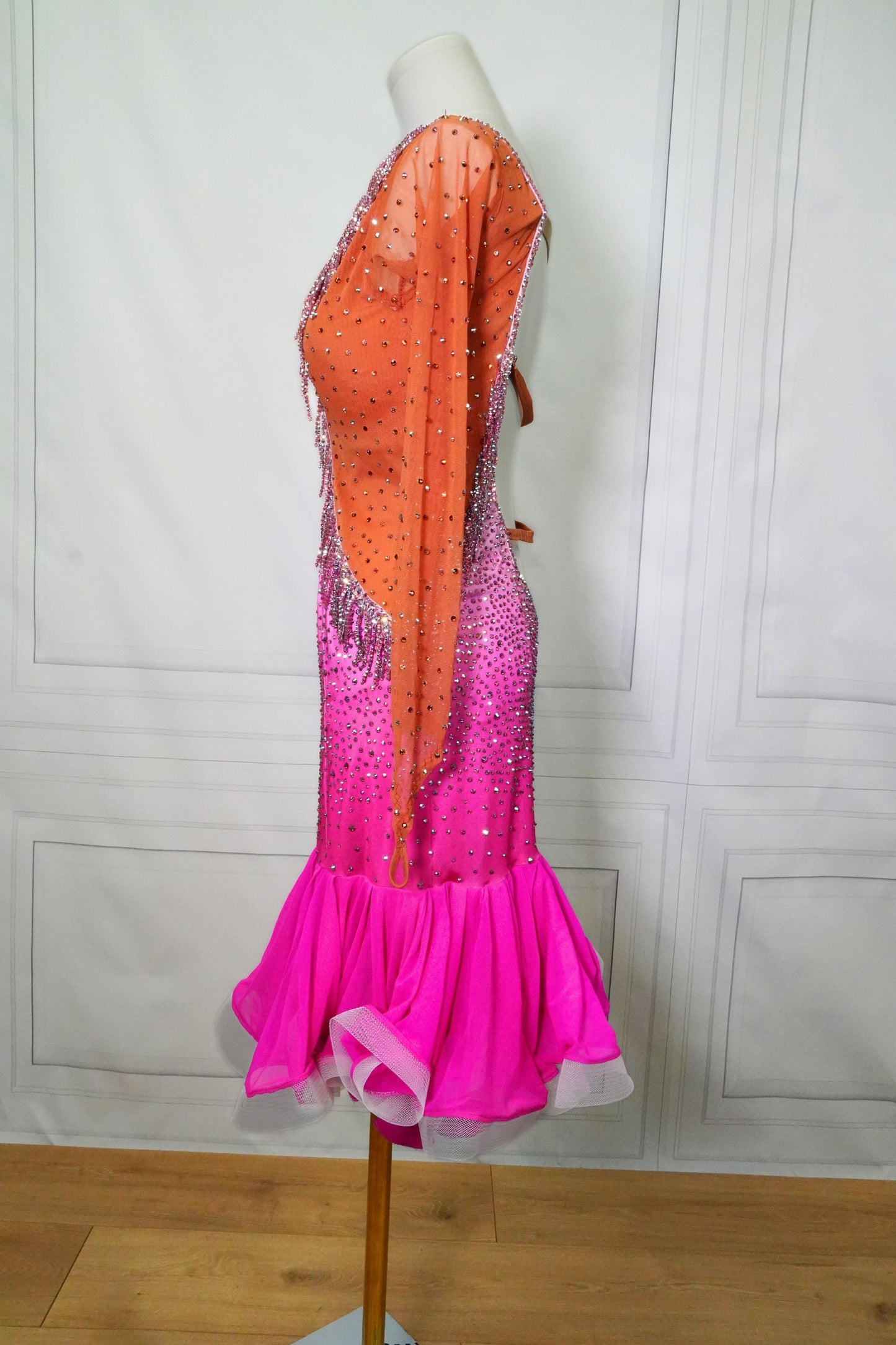 Latin Costume Lat206