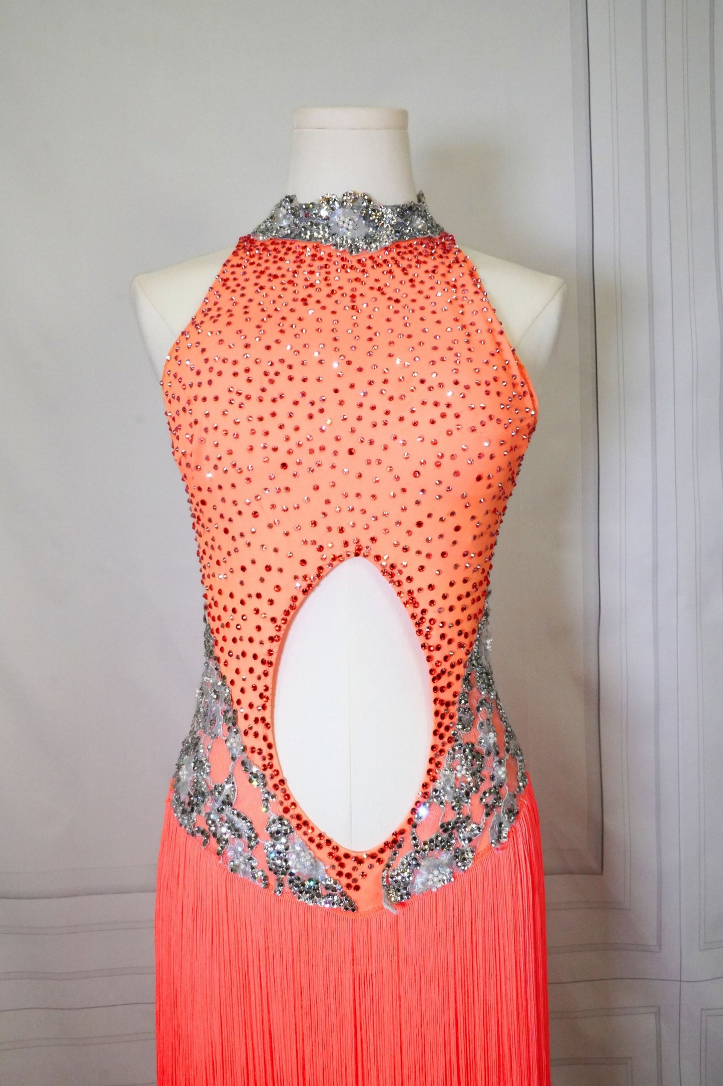 Latin Costume Lat102