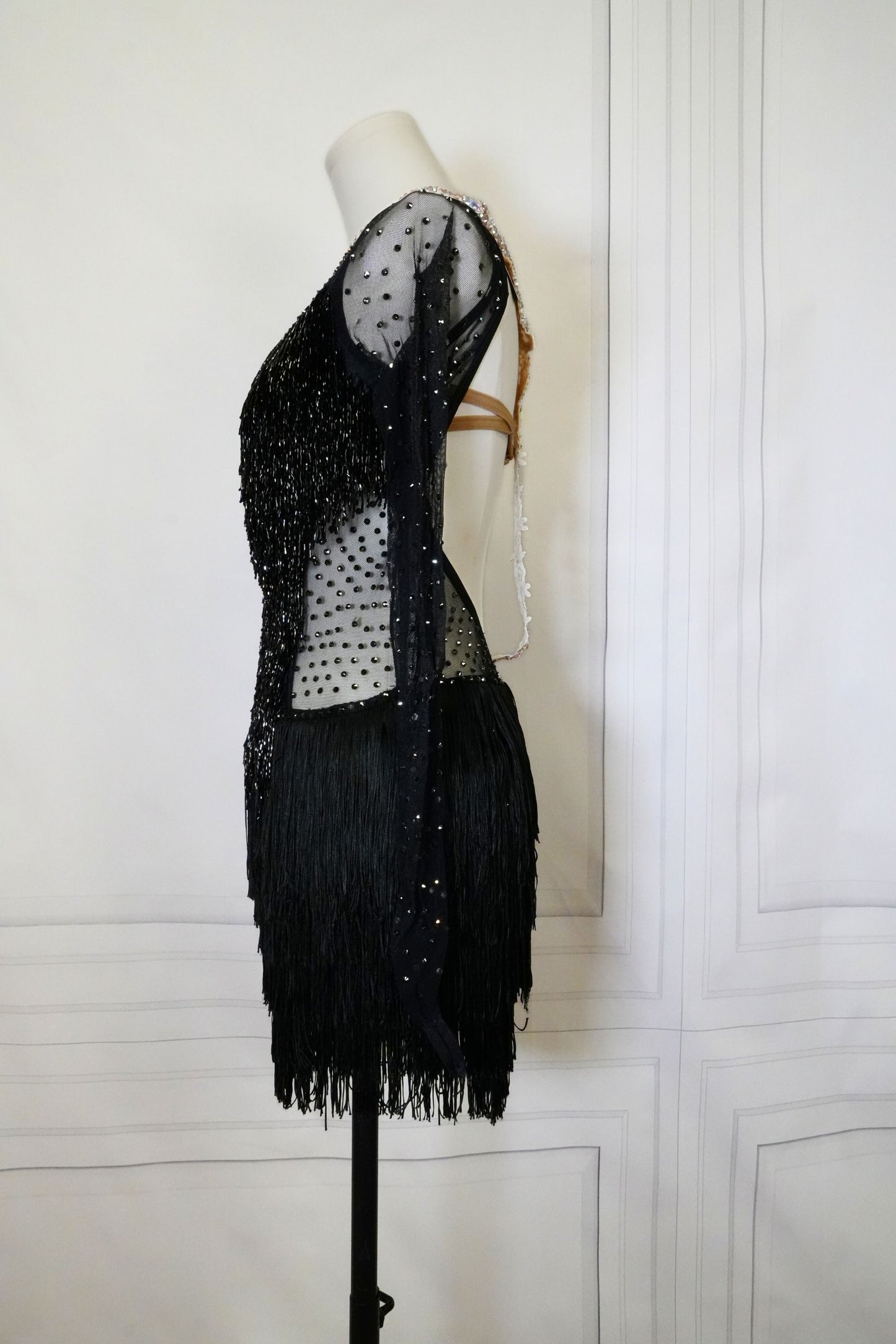 Latin Costume Lat111