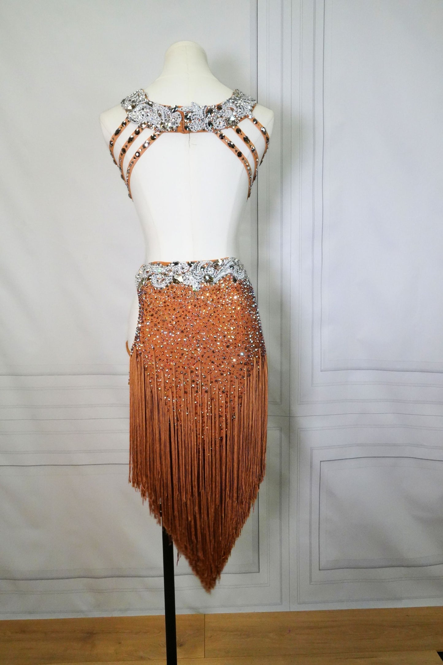 Latin Costume Lat164