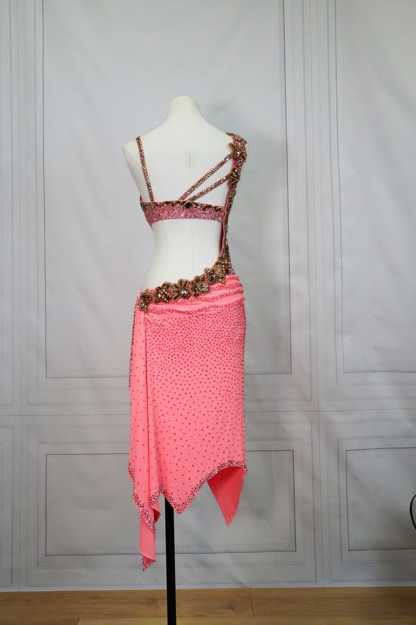 Latin Costume Lat225