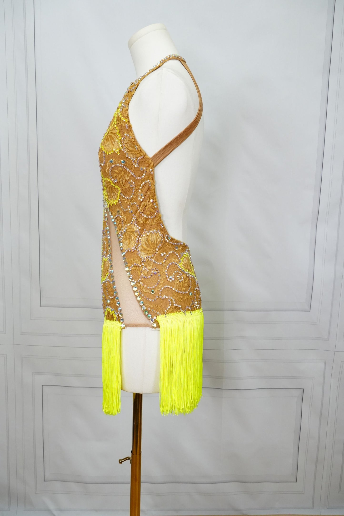 Latin Costume Lat200