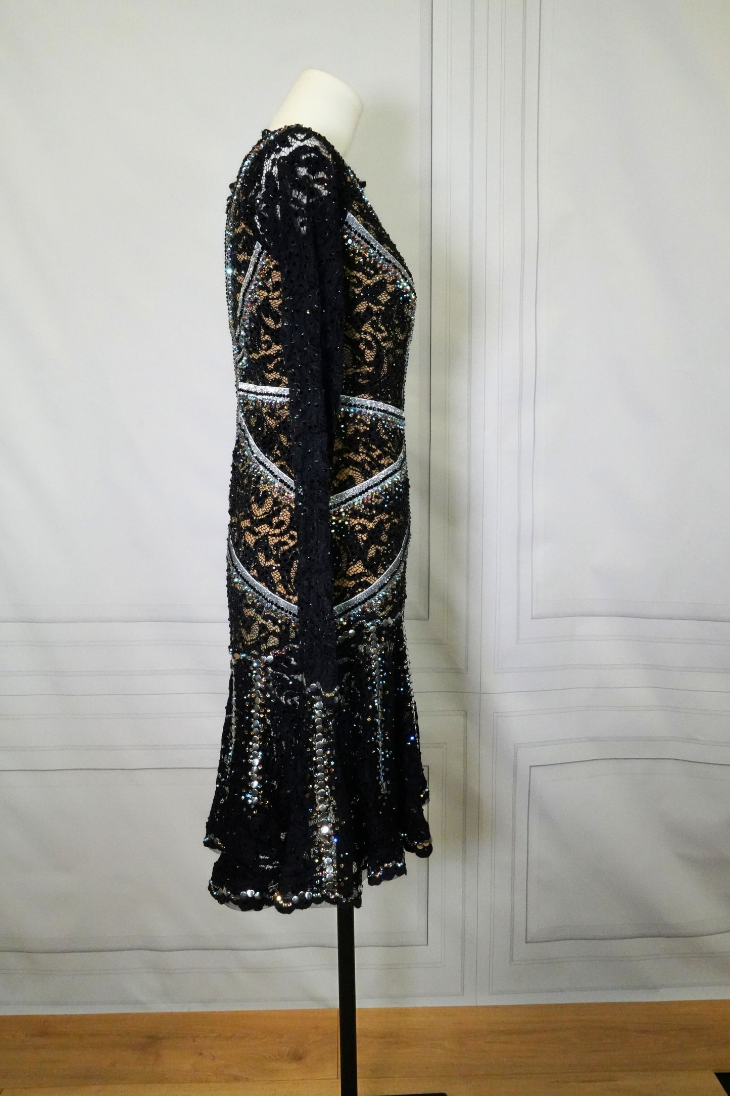 Latin Costume Lat191