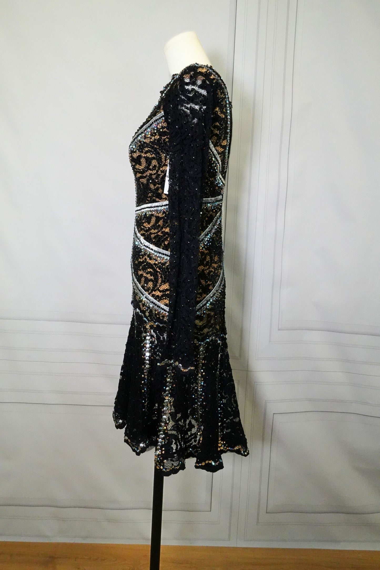 Latin Costume Lat191