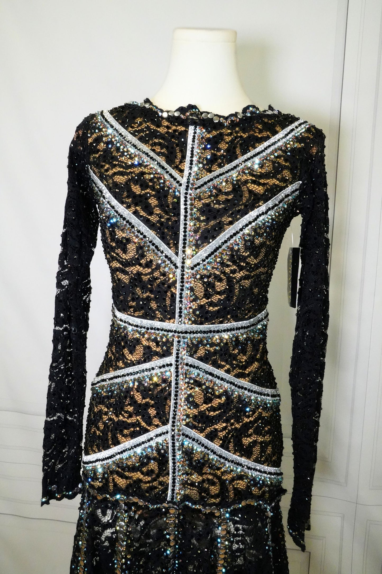 Latin Costume Lat191