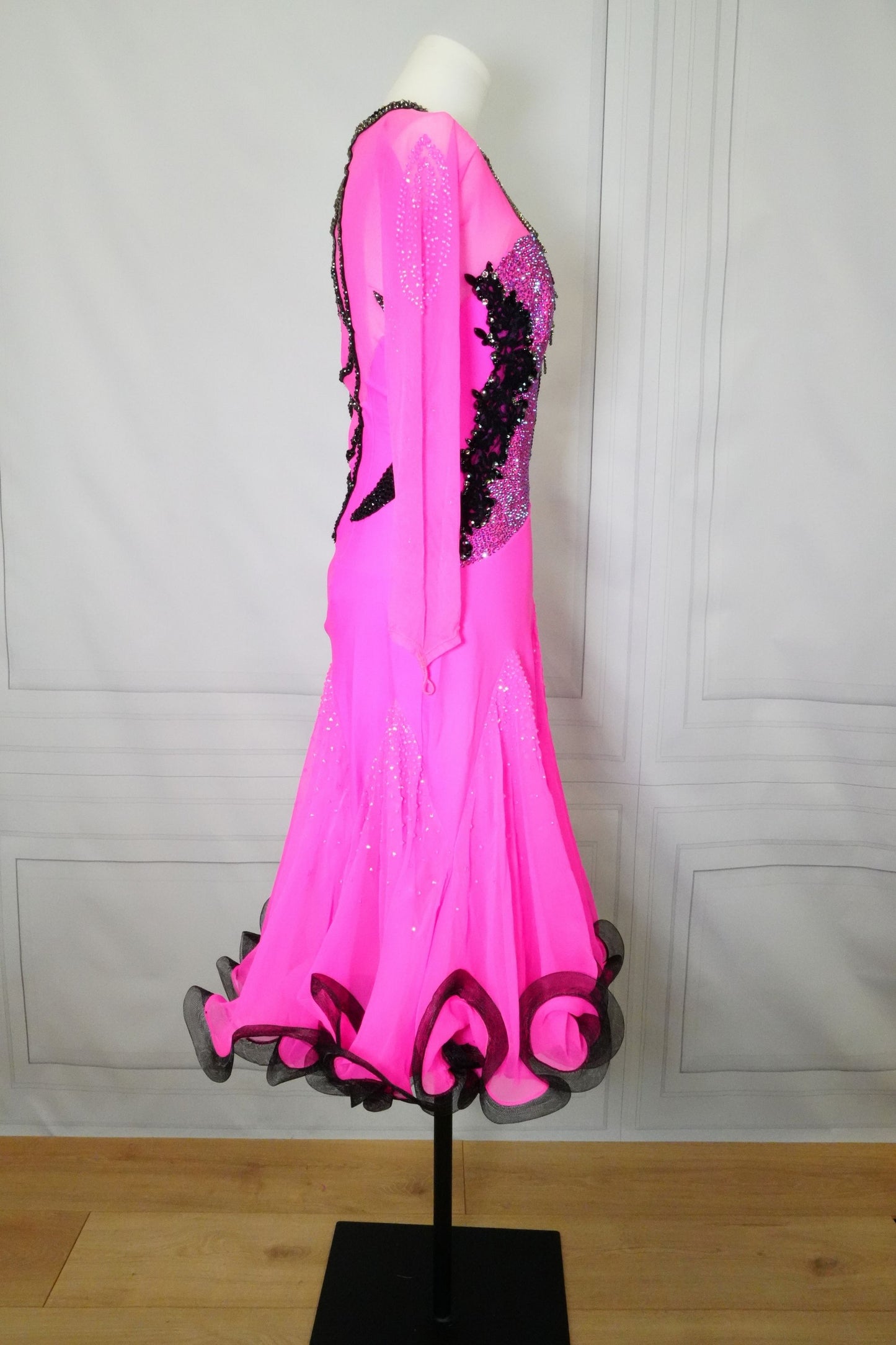 Latin Costume Lat192