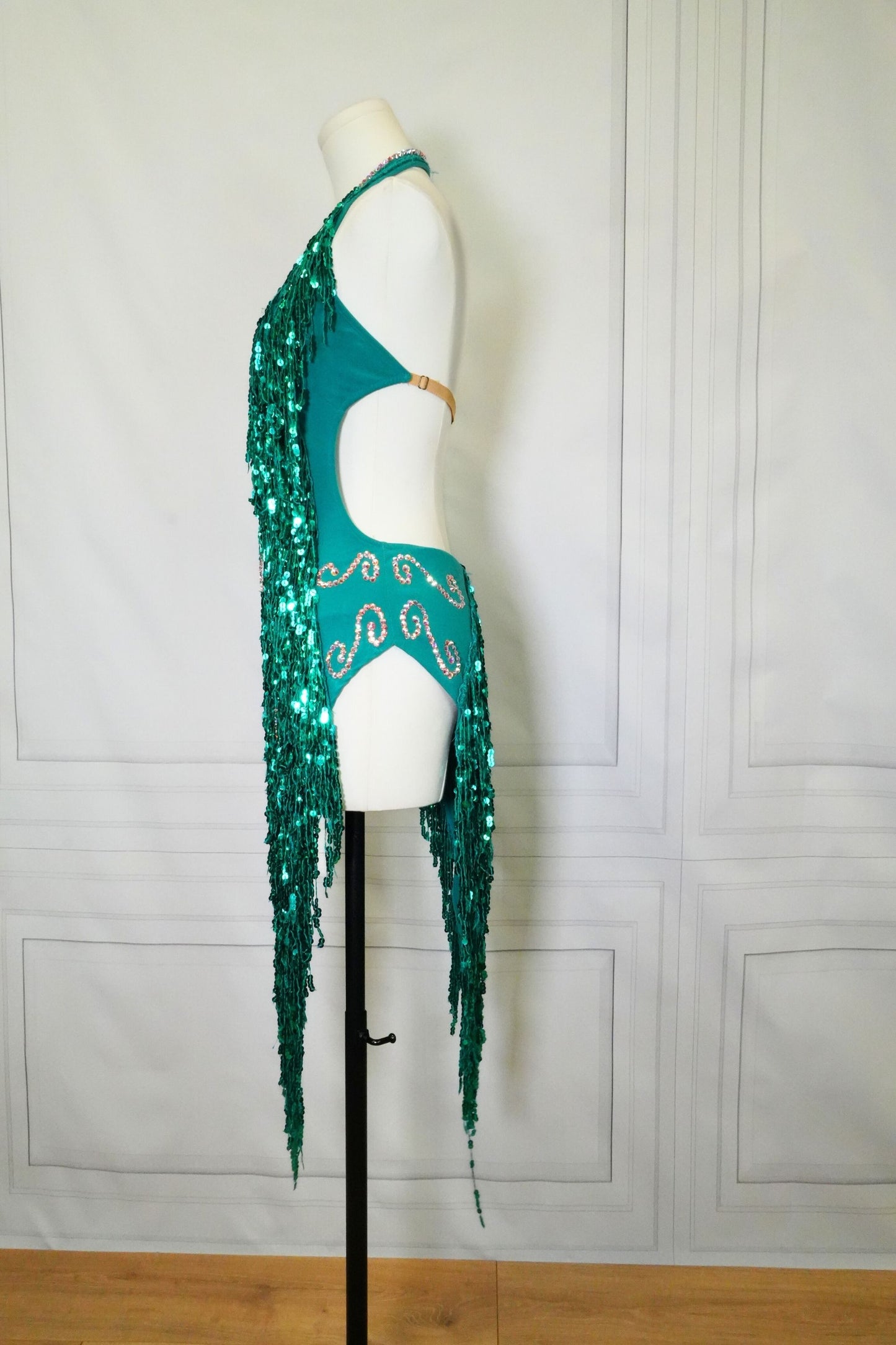 Latin Costume Lat133