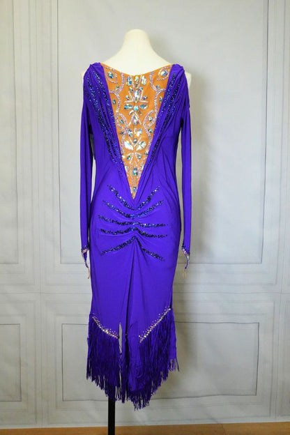 Latin Costume Lat179