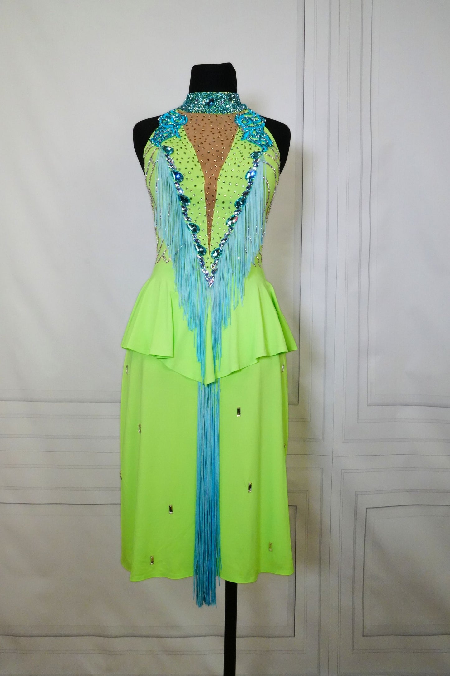 Latin Costume Lat080