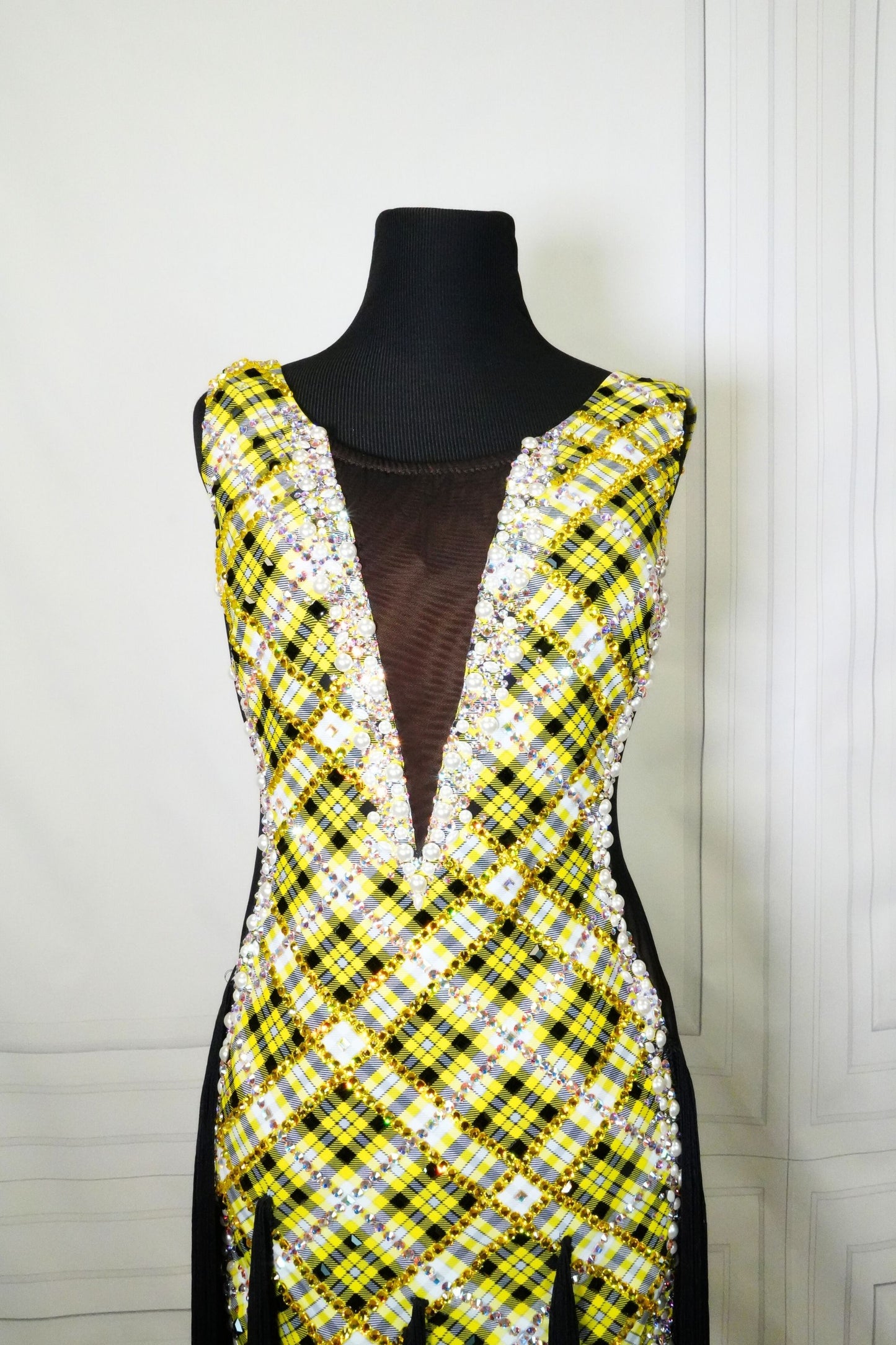 Latin Costume Lat161