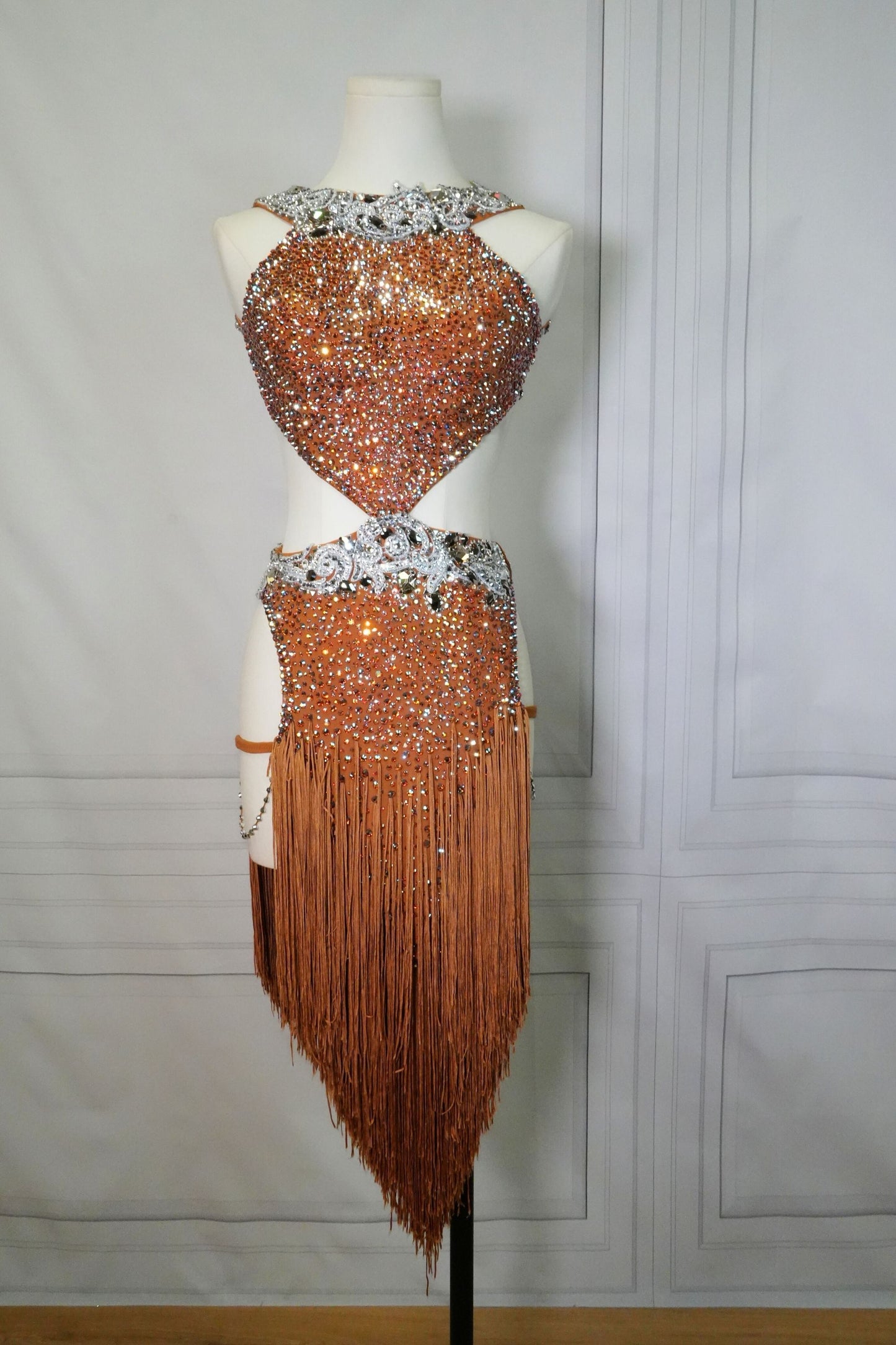 Latin Costume Lat164