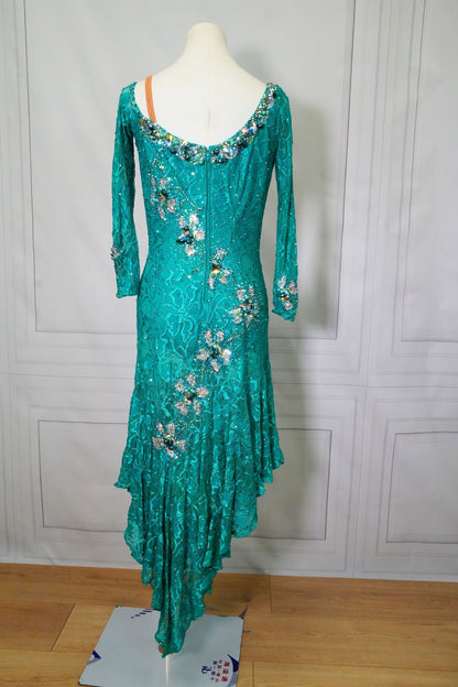 Latin Costume Lat401