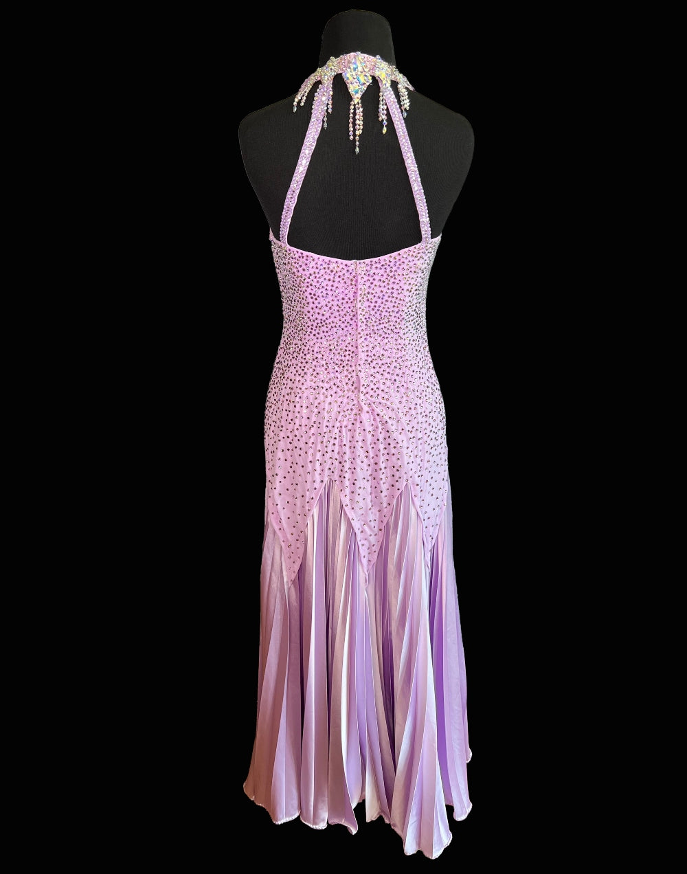 Resale Artistry in Motion Lilac Halter Neck Ballroom Dress with Pleated Skirt and Grecian Style Front Sash Sz M Smo160