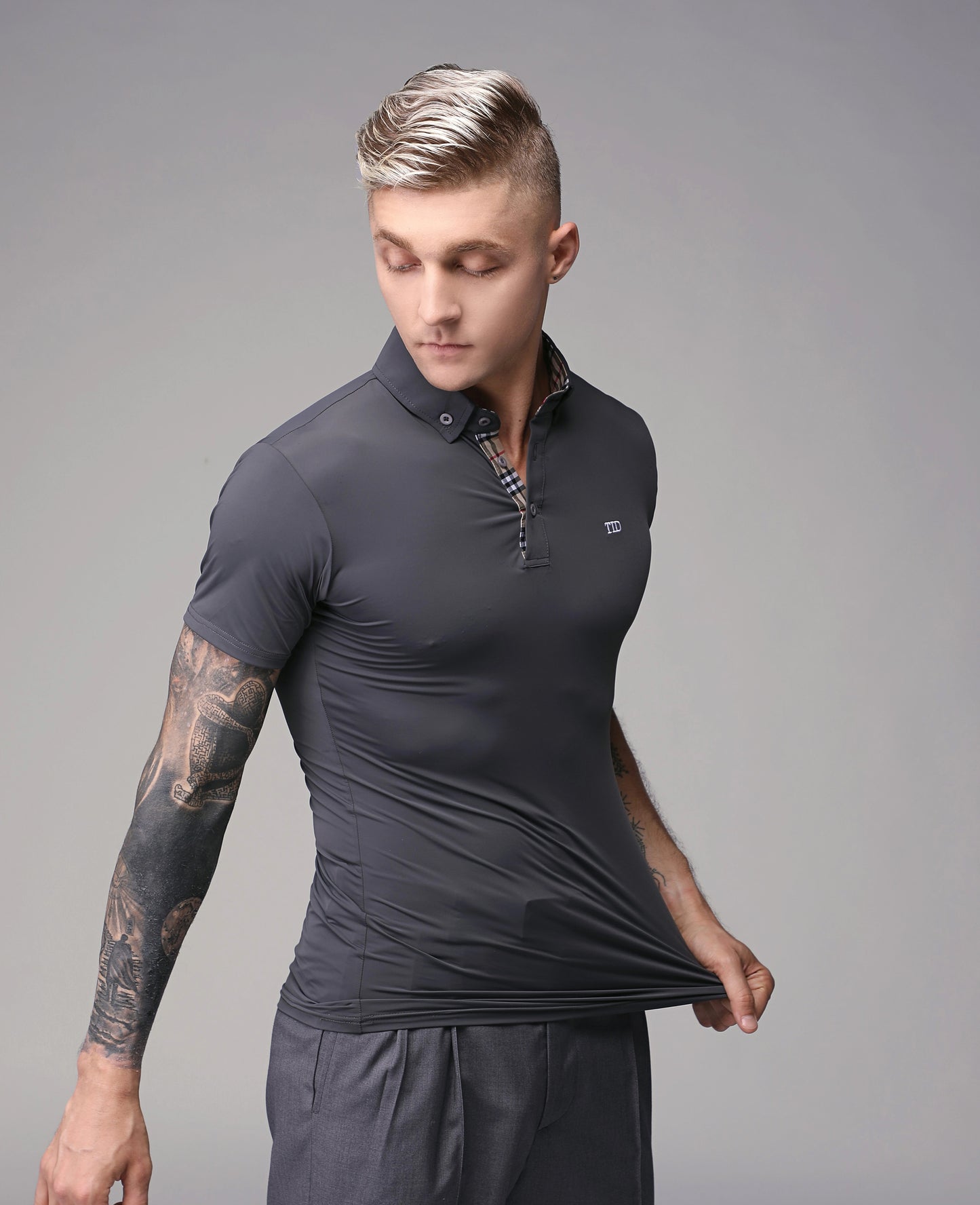 JERAVAE Men's Training Shirt M103