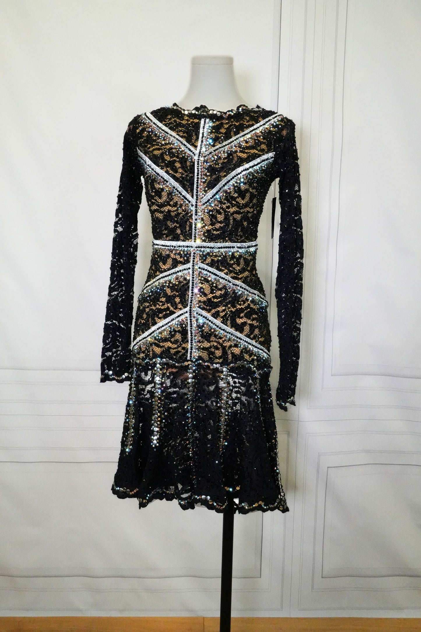 Latin Costume Lat191