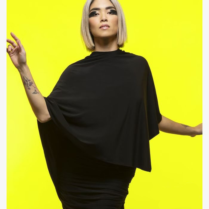 Chrisanne Clover black craping cape accessory
